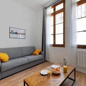 https://cosy-studio-9-minutes-from-the-port-away-in-marseille-welkeys.fr-provencehotel.com