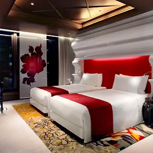 Mira Moon Hongkong