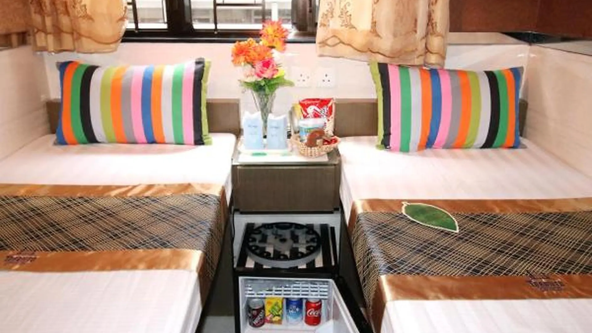 Temple Street Hotel Hong Kong
